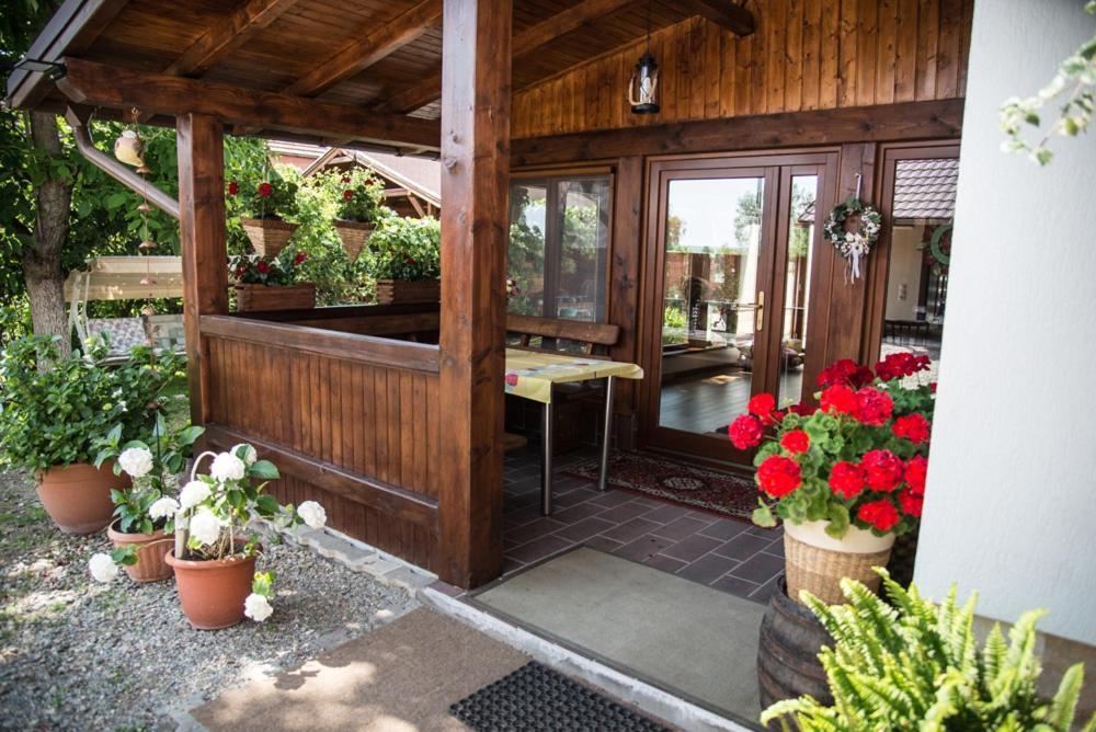 דירות Sura Mica Valery House מראה חיצוני תמונה